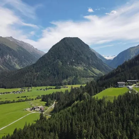 Holiday home Detached Alpine With Sauna Wald im Pinzgau